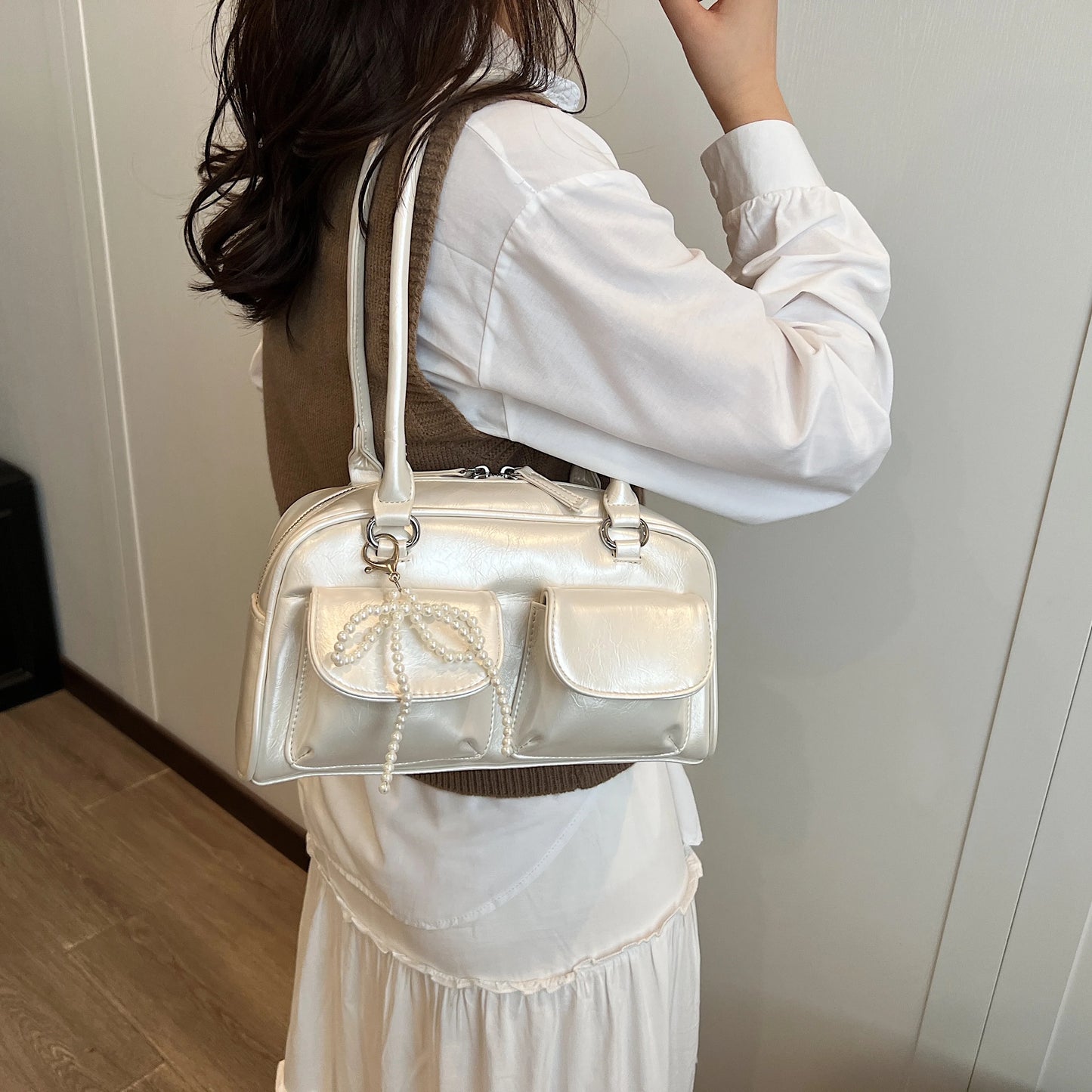Bow Accent Shoulder Handbag
