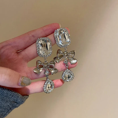 Rhinestone Circle Water Drop Metal Earrings