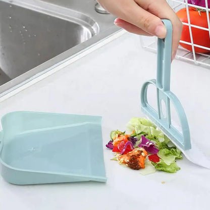 Mini Pet Dustpan & Brush Set – Cat, Hamster & Small Animal Cleaning Tool