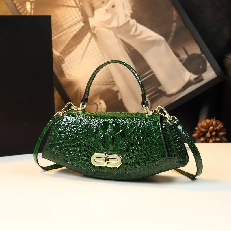 Elegant Women’s Saddle Crossbody Bag