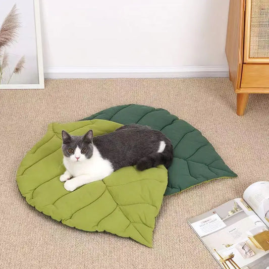 Leaf-Shaped Cotton Pet Bed Mat