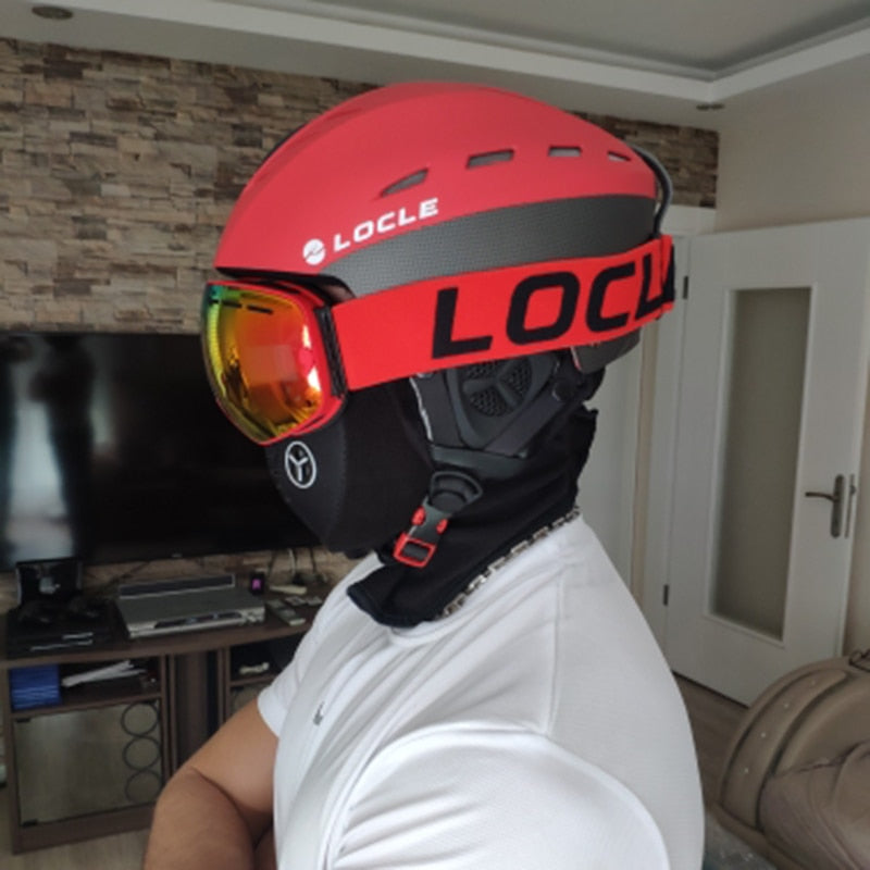 LOCLE Professional Skiing Helmet