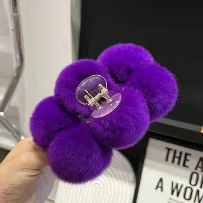 Women’s Furry Hair Claw Clip