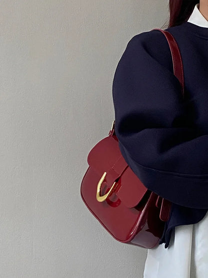 Vintage Horseshoe Buckle Crossbody Shoulder Bag