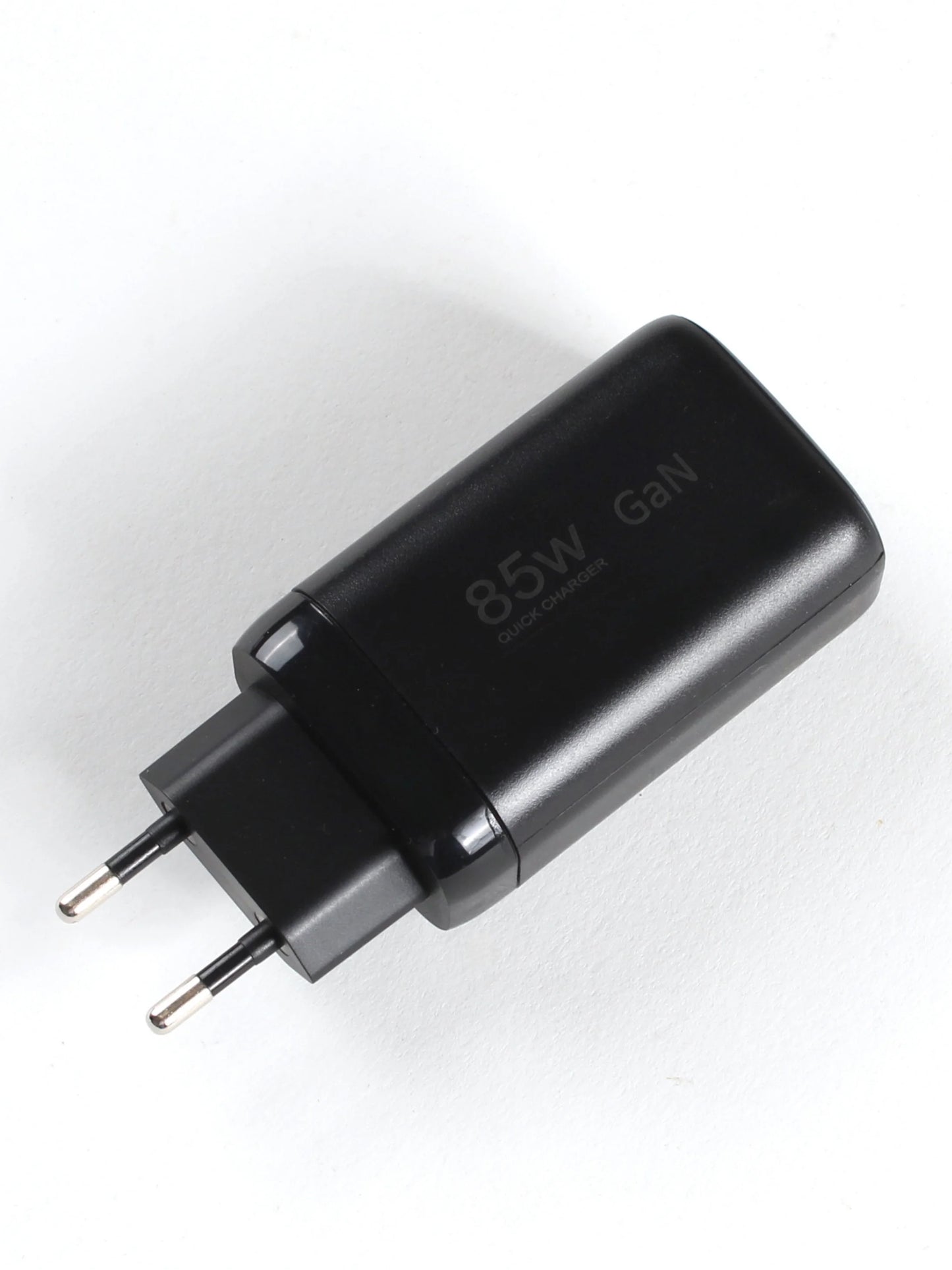 Title 85W 3-Port GaN Fast Charger