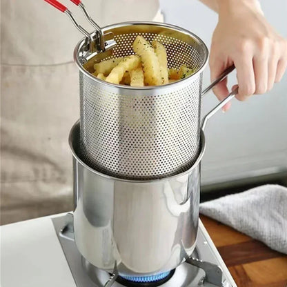 Household Deep Frying Pot with Removable Strainer for Chips & Chicken