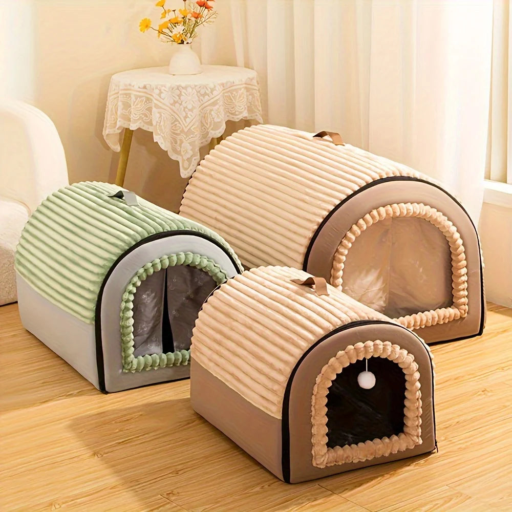 Enclosed Pet House with Door Curtain