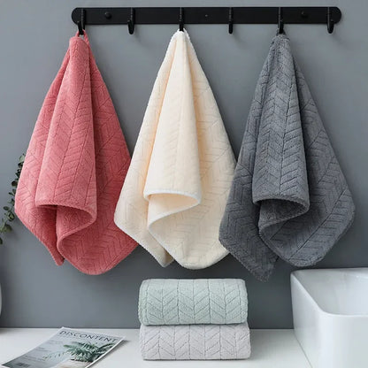Thick Coral Velvet Bath Towel