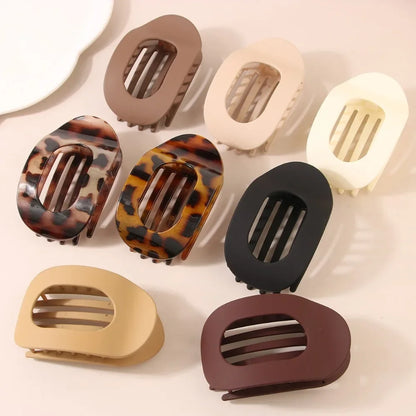 Oval Leopard Hair Claw Clip