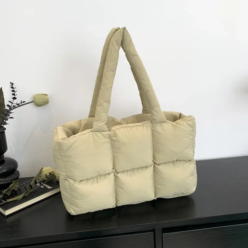 Quilted Large Capacity Tote Shoulder Bag