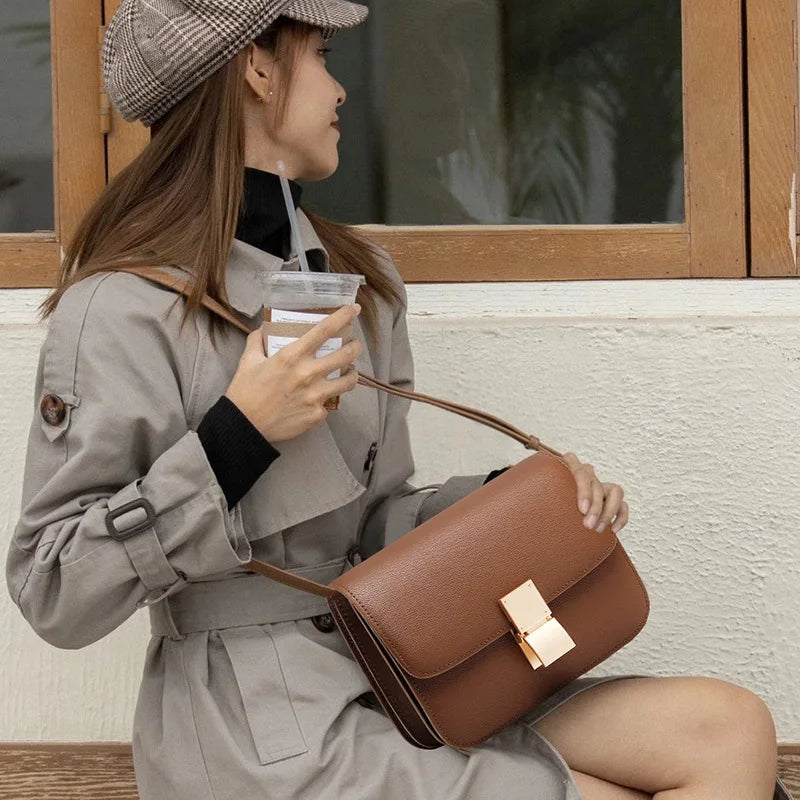 Retro Palm Texture Flap Messenger Bag