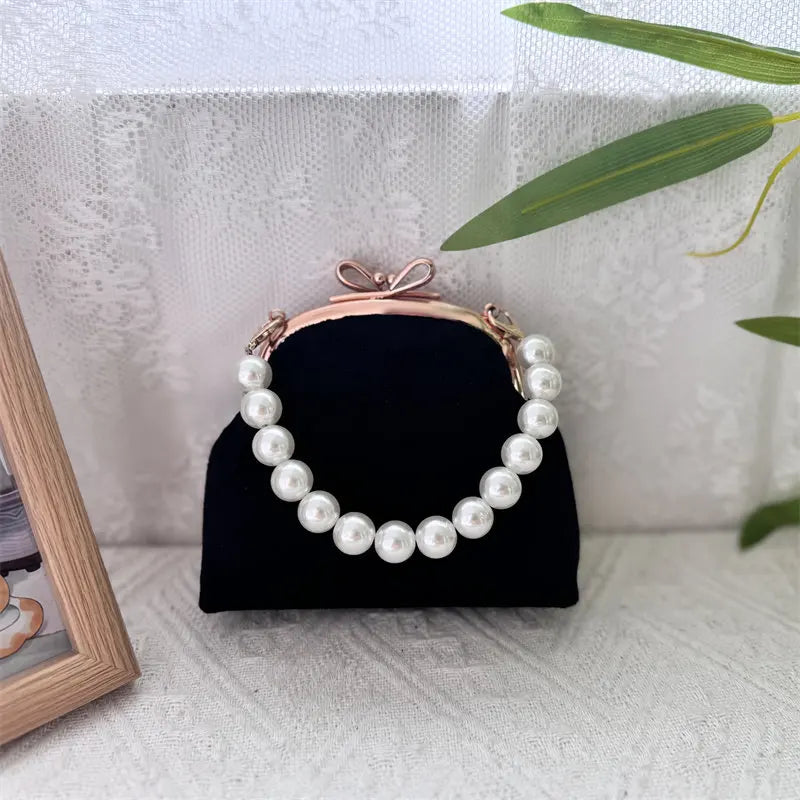 Vintage Green Velvet Pearl Clutch Bag