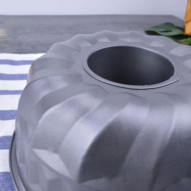 8 Inch Carbon Steel Non-Stick Cake Mold