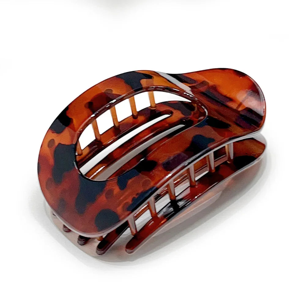 Oval Leopard Hair Claw Clip
