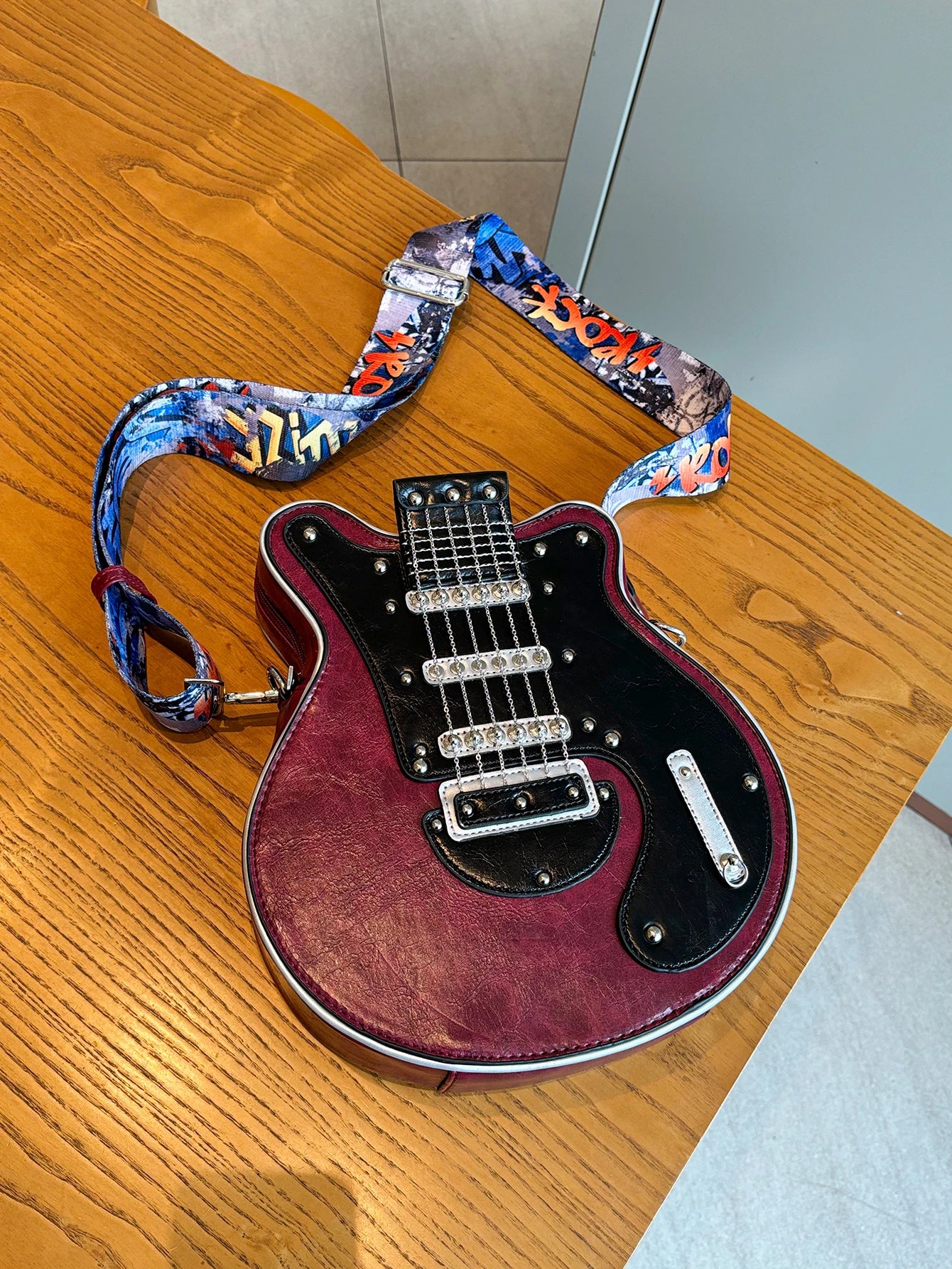 Guitar Shape Crossbody Shoulder Bag