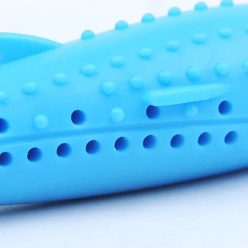 Interactive Fish-Shaped Silicone Cat Toy for Dental Care