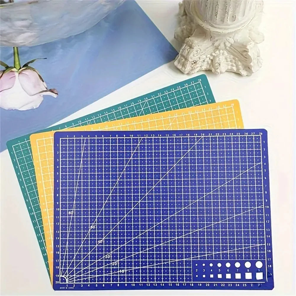 A4 Self-Healing Cutting Mat with Measurement Grid