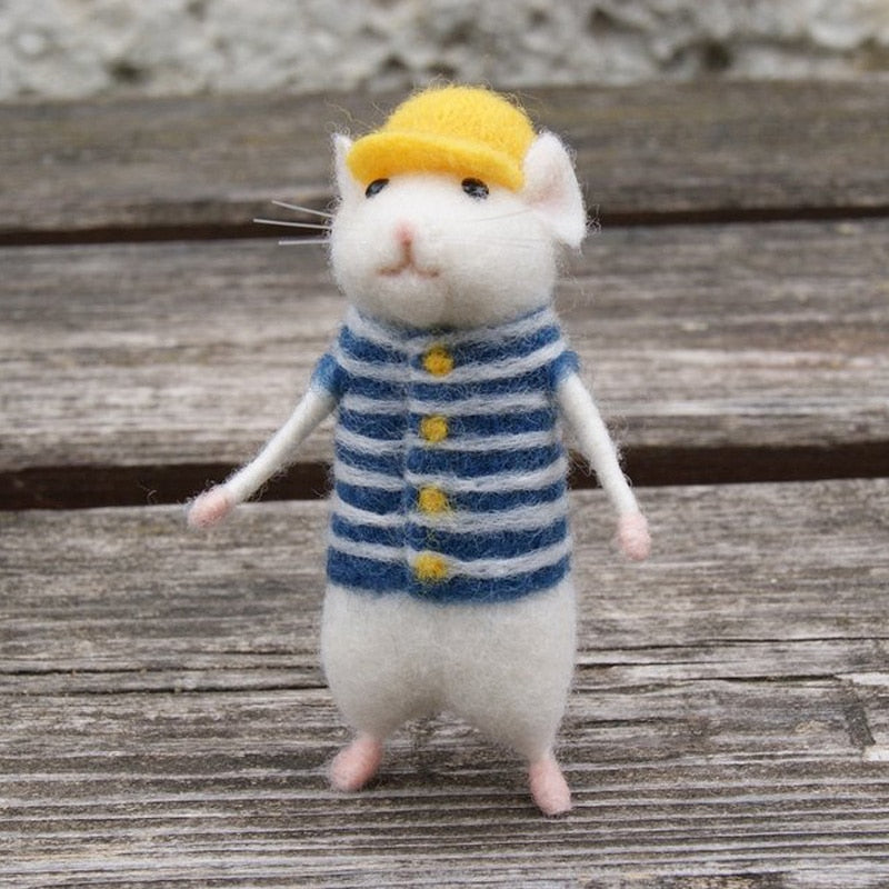 Lovely Mouse Handmade Animal Toy Doll